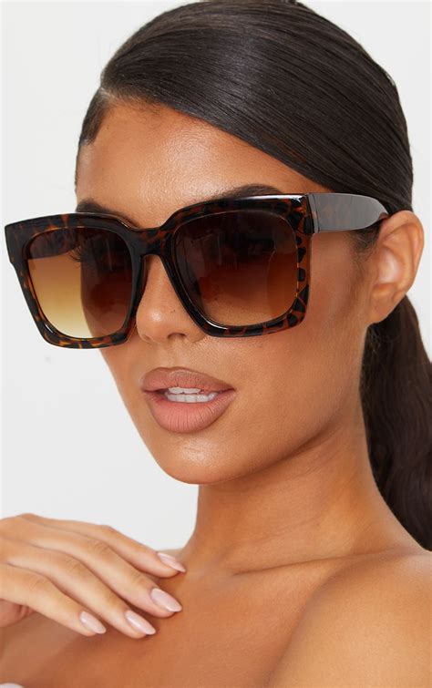 big square oversized sunglasses